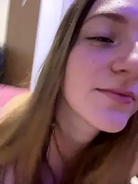 Snapshot of SafadaJS chatting on November 2025 04:55:01 AM SafadaJS online show from November 2025 04:55:01 AM