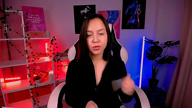 CindySparkl online show from October 2025 03:40:02 AM