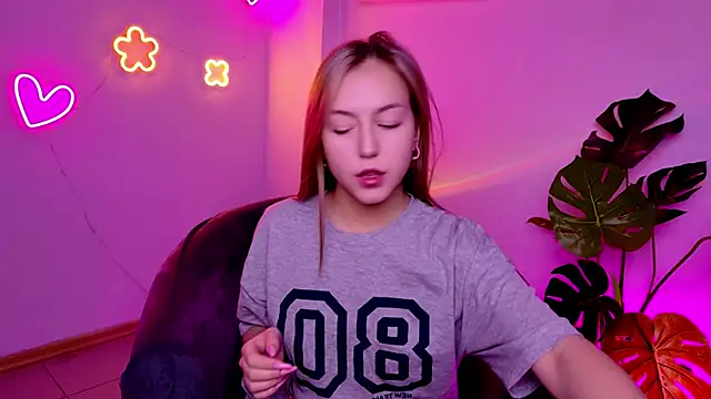 CindySparkl online show from March 2026 03:20:02 AM