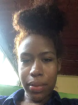 Snapshot of LilithCuban chatting on November 2025 09:30:01 PM LilithCuban online show from November 2025 09:30:01 PM