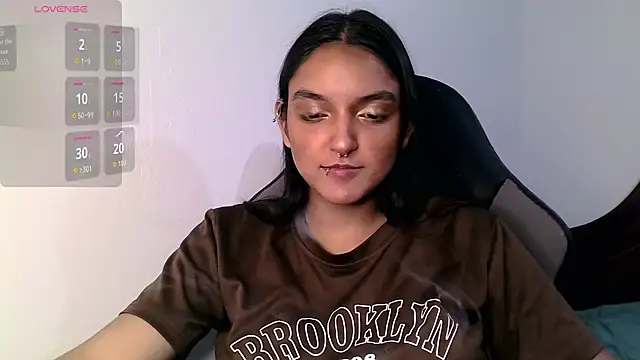 Snapshot of Ari_20_ chatting on October 2025 03:19:01 AM Ari 20 online show from October 2025 03:19:01 AM