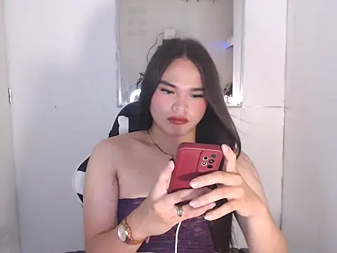 Snapshot of maxiegreyxoxo chatting on October 2025 02:27:02 PM maxiegreyxoxo online show from October 2025 02:27:02 PM