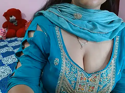 Hot anika  online show from May 2026 07:01:02 PM