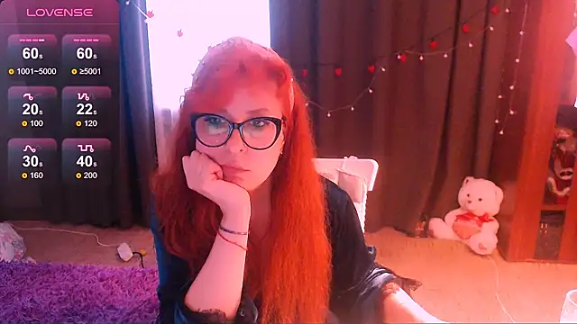Crystal2207 online show from May 2026 04:25:01 PM