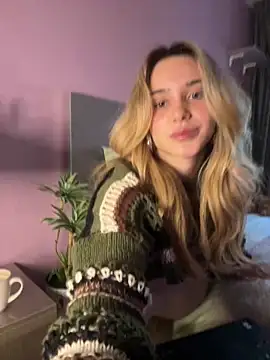 Snapshot of Chloe_Ravens chatting on November 2025 11:15:02 AM Chloe Ravens online show from November 2025 11:15:02 AM