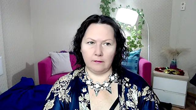 Snapshot of milf_hornys chatting on November 2025 04:40:02 PM milf hornys online show from November 2025 04:40:02 PM