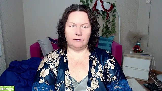 Snapshot of milf_hornys chatting on December 2025 03:38:02 PM milf hornys online show from December 2025 03:38:02 PM