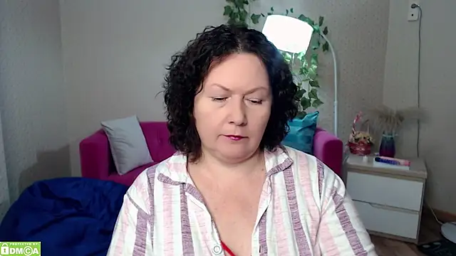 Snapshot of milf_hornys chatting on December 2025 07:24:02 PM milf hornys online show from December 2025 07:24:02 PM