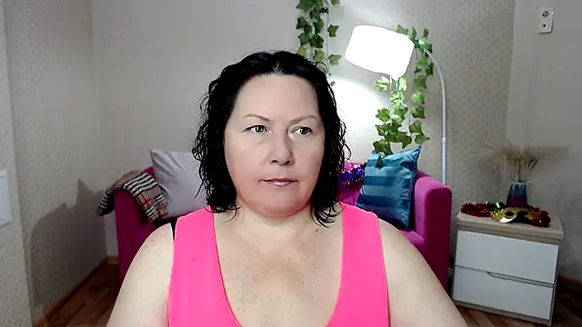 Snapshot of milf_hornys chatting on November 2025 05:24:01 PM milf hornys online show from November 2025 05:24:01 PM