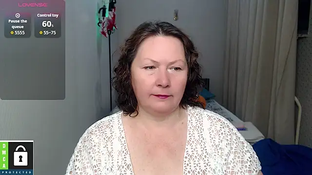 Snapshot of milf_hornys chatting on October 2025 01:43:01 PM milf hornys online show from October 2025 01:43:01 PM