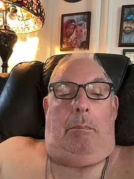 CharlieWeaver22 online show from June 2026 12:22:01 PM