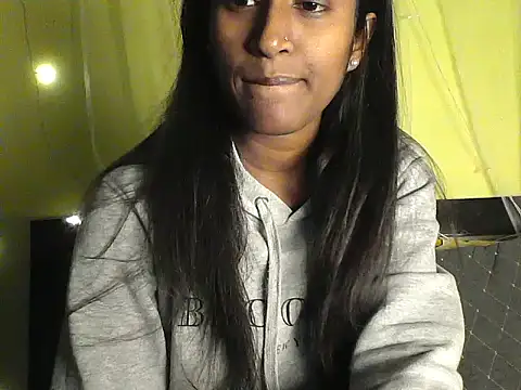 mickle james online show from December 2025 06:40:01 PM