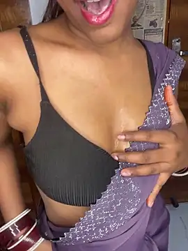 mickle james online show from March 2026 06:59:01 PM