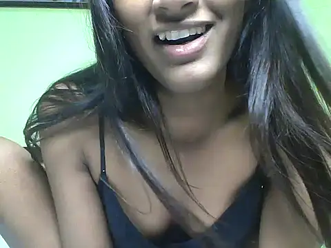 mickle james online show from September 2025 05:12:01 PM