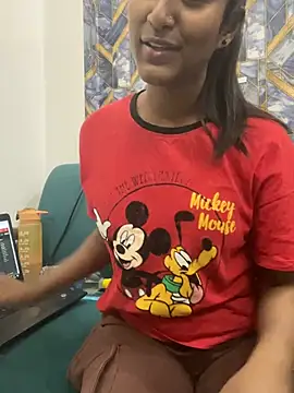 mickle james online show from March 2026 01:36:02 AM