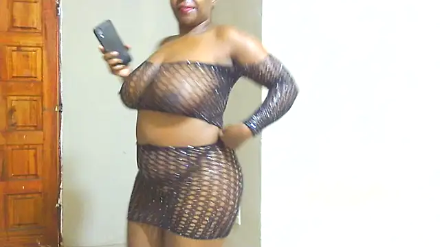 Snapshot of Black-Barbiexxc chatting on October 2025 10:25:01 AM Black-Barbiexxc online show from October 2025 10:25:01 AM