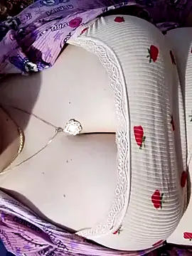 Hnonasix89 online show from April 2026 12:39:01 AM