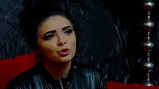 Snapshot of DevashaQueenX chatting on April 2026 06:59:02 AM DevashaQueenX online show from April 2026 06:59:02 AM