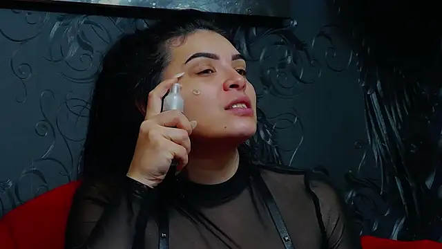 Snapshot of DevashaQueenX chatting on April 2026 07:26:01 AM DevashaQueenX online show from April 2026 07:26:01 AM