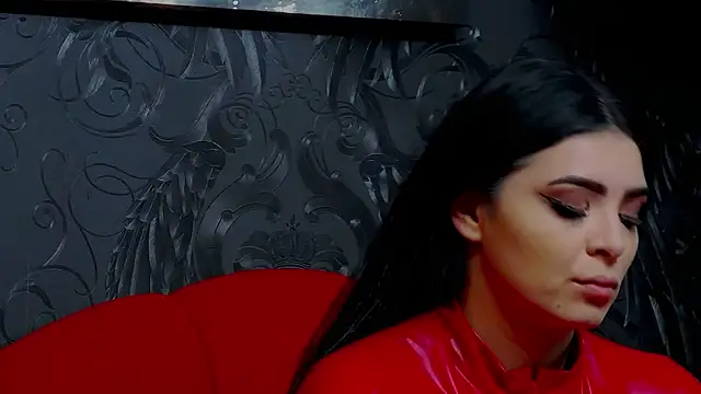DevashaQueenX online show from May 2026 07:12:01 AM