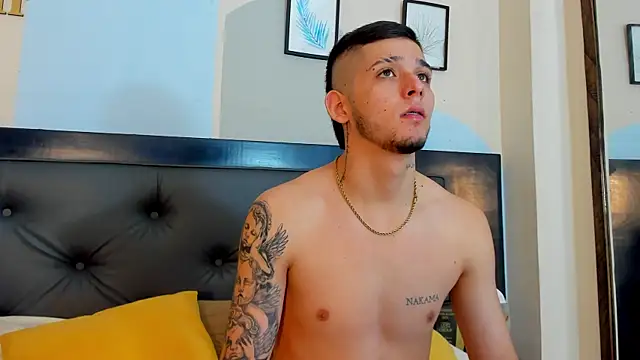 Mathewboy1 online show from April 2026 11:45:01 AM