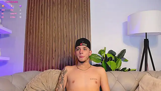 Mathewboy1 online show from December 2025 08:01:01 PM