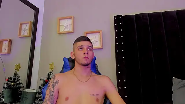 Mathewboy1 online show from December 2025 07:08:02 PM