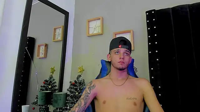 Mathewboy1 online show from December 2025 07:13:02 AM