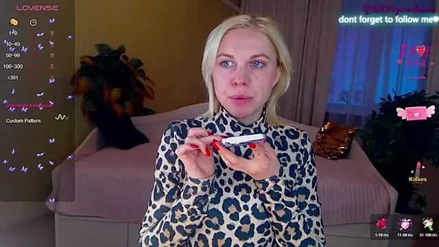 LiSinDoll online show from March 2026 01:41:02 AM