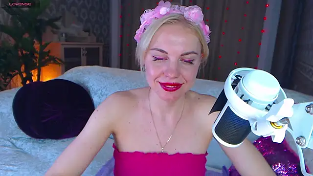 LiSinDoll online show from December 2025 07:09:02 AM