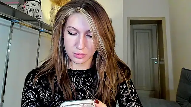 MariGven online show from September 2025 02:42:01 PM