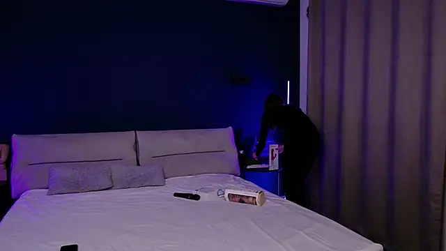 MariGven online show from December 2025 01:46:02 PM