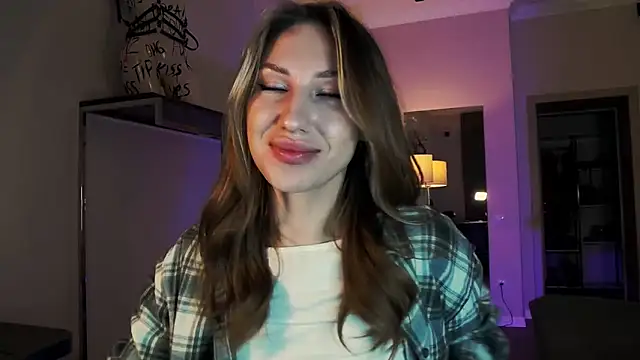 MariGven online show from November 2025 02:01:01 PM