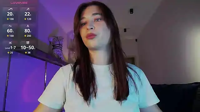 Snapshot of Meri_Cutte chatting on September 2025 12:33:01 PM Meri Cutte online show from September 2025 12:33:01 PM