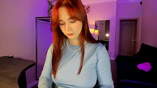 Snapshot of Meri_Cutte chatting on November 2025 01:43:01 PM Meri Cutte online show from November 2025 01:43:01 PM