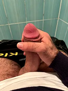 Cruel00 online show from December 2025 08:03:01 PM