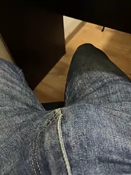 Cruel00 online show from October 2025 12:57:02 PM