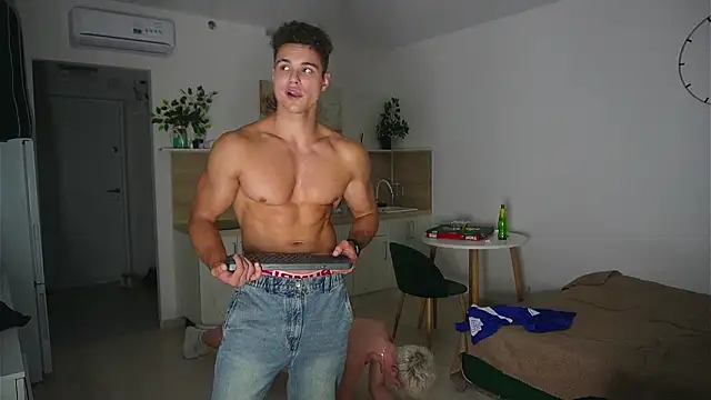 Horny boyzz online show from March 2026 07:35:01 PM