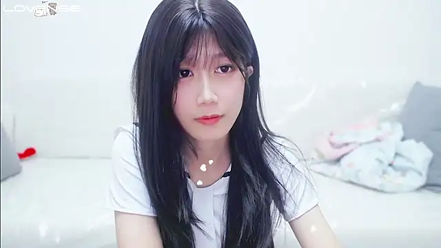 Snapshot of Rabbitlittlefool chatting on October 2025 05:12:02 PM Rabbitlittlefool online show from October 2025 05:12:02 PM