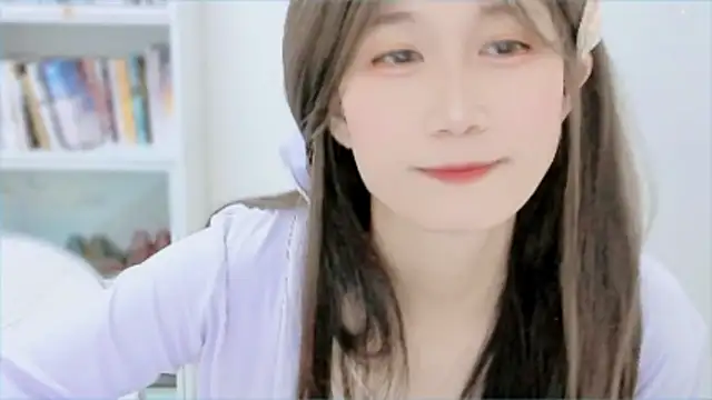 Rabbitlittlefool online show from December 2025 08:53:01 PM