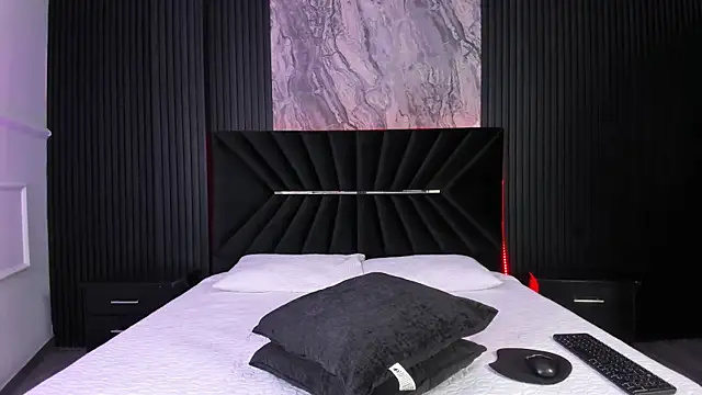 Bigsexxyass online show from October 2025 11:56:01 AM