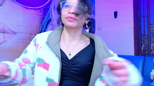 Giaa rossi online show from May 2026 02:05:02 PM