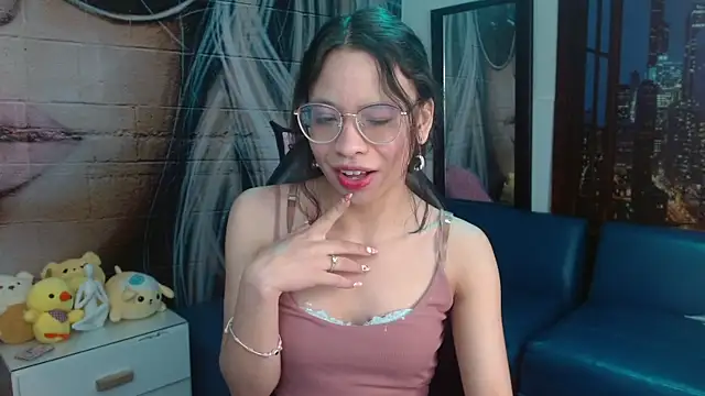 Giaa rossi online show from September 2025 02:08:01 PM