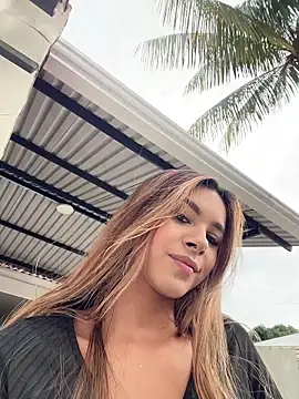 Natalia vidal online show from November 2025 01:37:02 PM