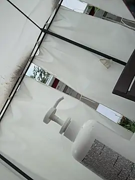 Natalia vidal online show from April 2026 01:37:01 PM