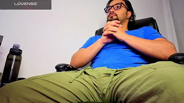 Ernesto-Rodriguez82 online show from March 2026 02:04:01 AM