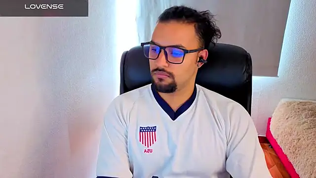 Ernesto-Rodriguez82 online show from February 2026 04:59:02 PM