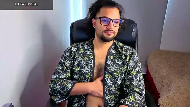 Ernesto-Rodriguez82 online show from February 2026 11:53:01 AM