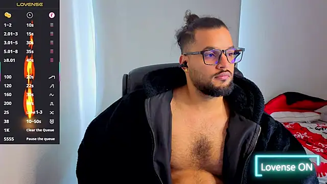 Snapshot of Ernesto-Rodriguez82 chatting on October 2025 05:42:02 PM Ernesto-Rodriguez82 online show from October 2025 05:42:02 PM