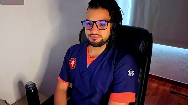 Ernesto-Rodriguez82 online show from April 2026 12:00:01 PM